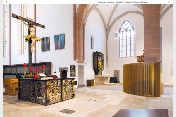 Die Publikation Sieben mal Sieben Kunst des 21. Jahrhunderts in der Evangelisch-Lutherischen Kirche in Bayern.