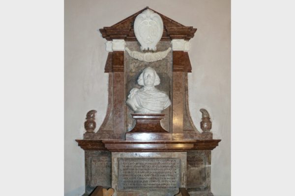Grabdenkmal in der Wehrkirche Nürnberg-Kraftshof.