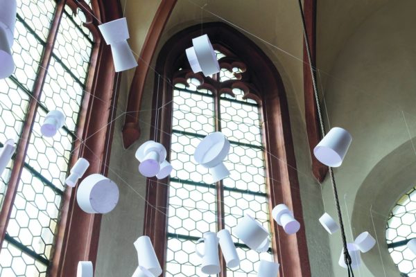 Bild zur Triennale zeitgenössische Kunst mit dem Titel Gott und die Welt in Schweinfurt.