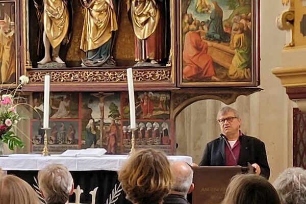 Das 12. Kunstsymposium der Evangelisch Lutherischen Kirche in Bayern fand im SEptember 2022 auf dem Johannisfriedhof in Nürnberg statt.